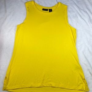 Sunny yellow tank